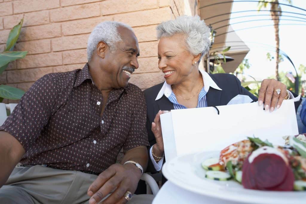 Why Choose Senior In-Home Care And What Should You Expect? Why Choose Senior In-Home Care And What Should You Expect?